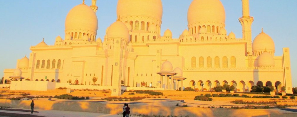 sheikh-zayed-mosque-abu-dhabi-uinted-aarb-emirates-1024x768