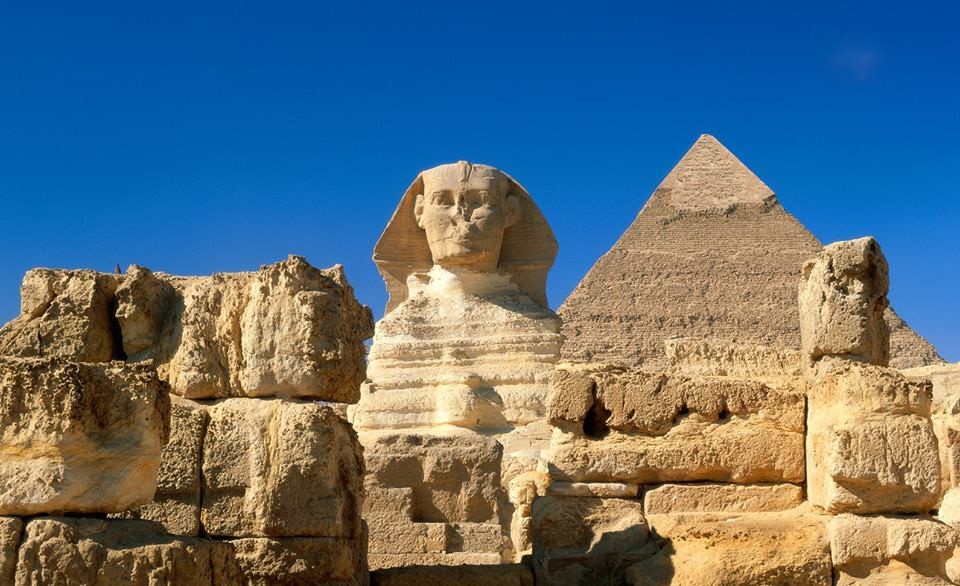 sphinx-pyramids-giza-egypt
