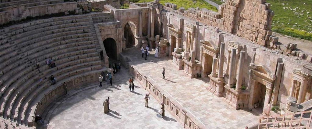 amphitheater-jordan-absoulte-jordan-1024x768-min