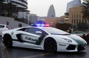 A Lamborghini Aventador, a model used by Dubai police, is seen on patrol in Dubai April 12, 2013. REUTERS/Ahmed Jadallah (UNITED ARAB EMIRATES - Tags: TRANSPORT CRIME LAW SOCIETY) - RTXYJ2O